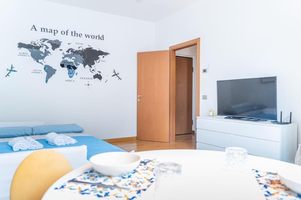 La Casa Di Claudio Incantevole Suite In Centro Como Exteriör bild